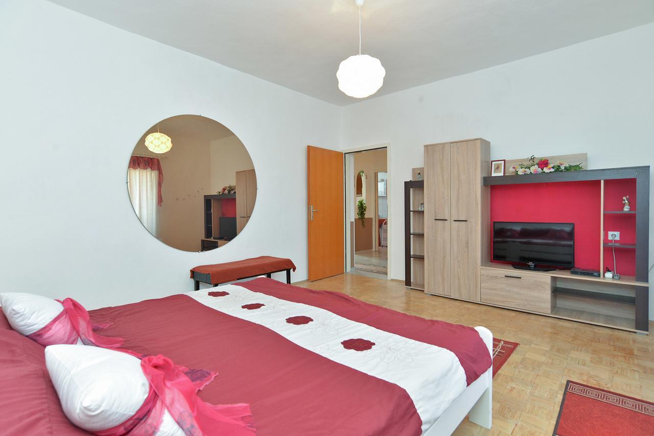 Apartments Stjepan 725 Fažana Eksteriør bilde
